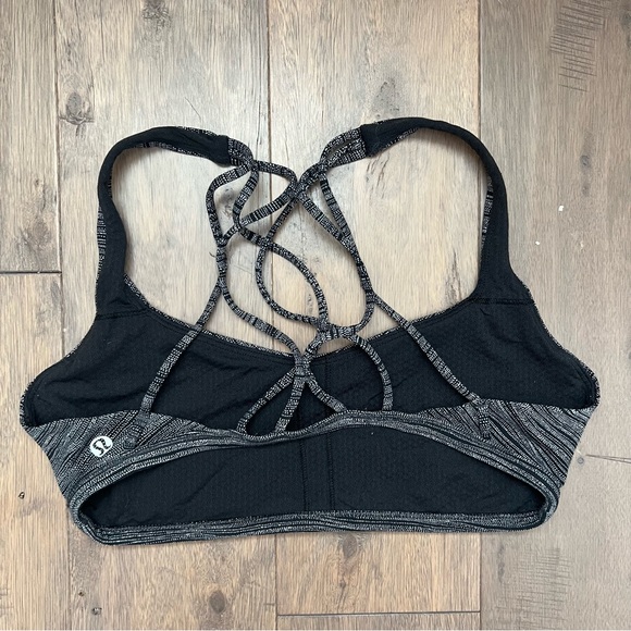 Lululemon Free to Be Zen Bra - Picture 9 of 9